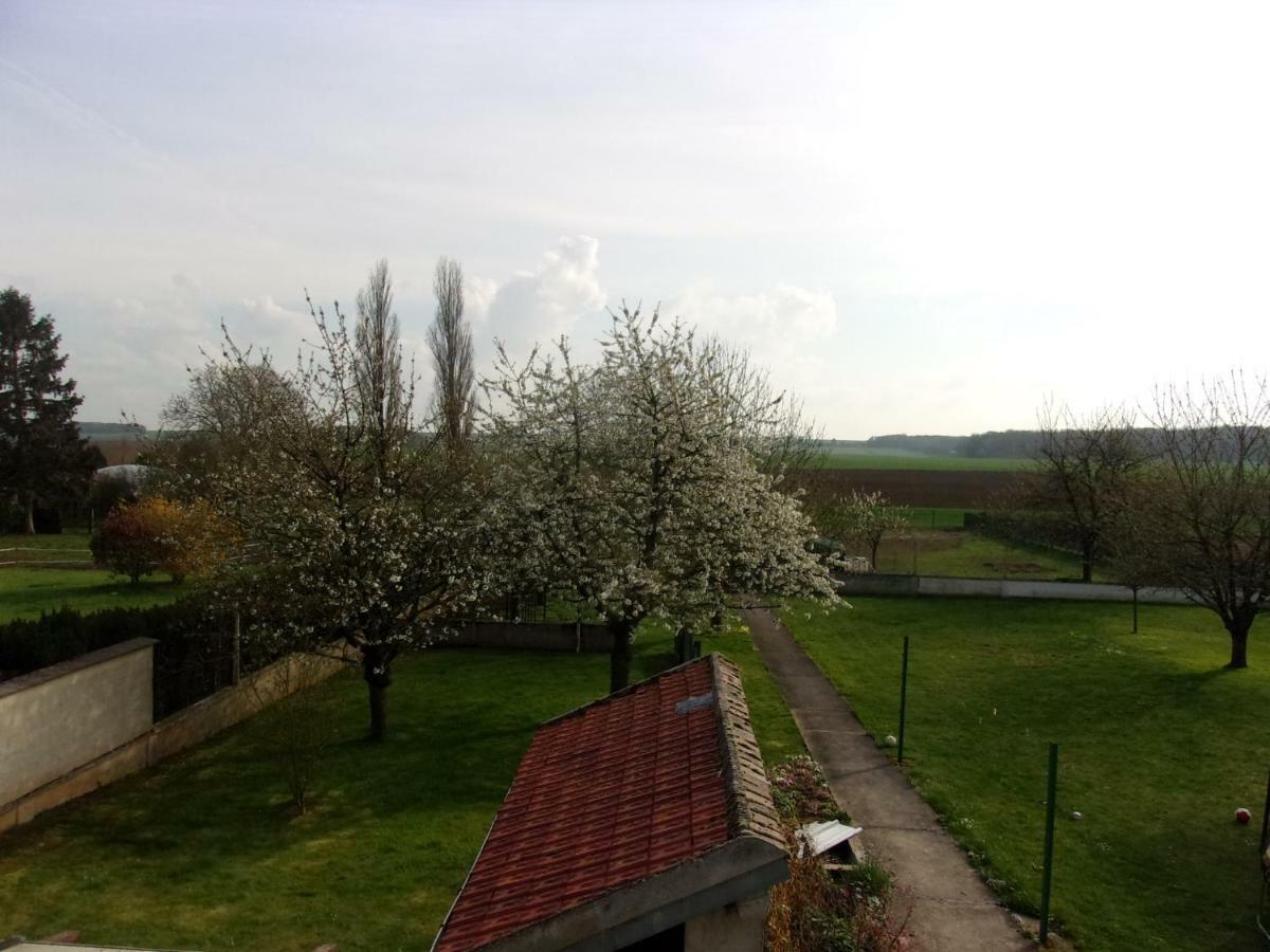 Gite A La Campagne Cressonsacq Exterior foto
